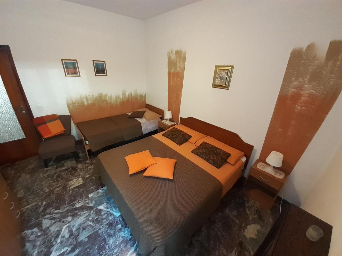 מאלצ'סינה Saglia Apartments מראה חיצוני תמונה