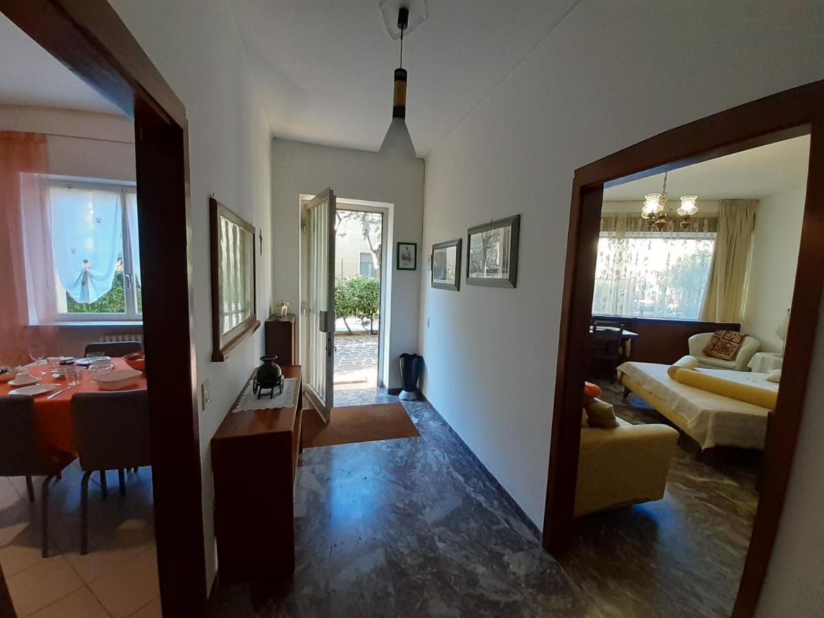 מאלצ'סינה Saglia Apartments מראה חיצוני תמונה