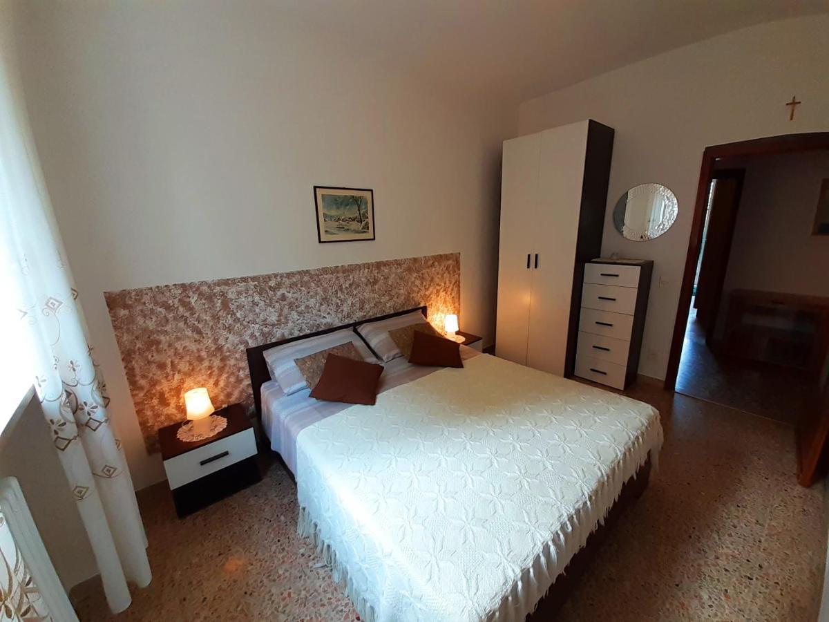 מאלצ'סינה Saglia Apartments מראה חיצוני תמונה