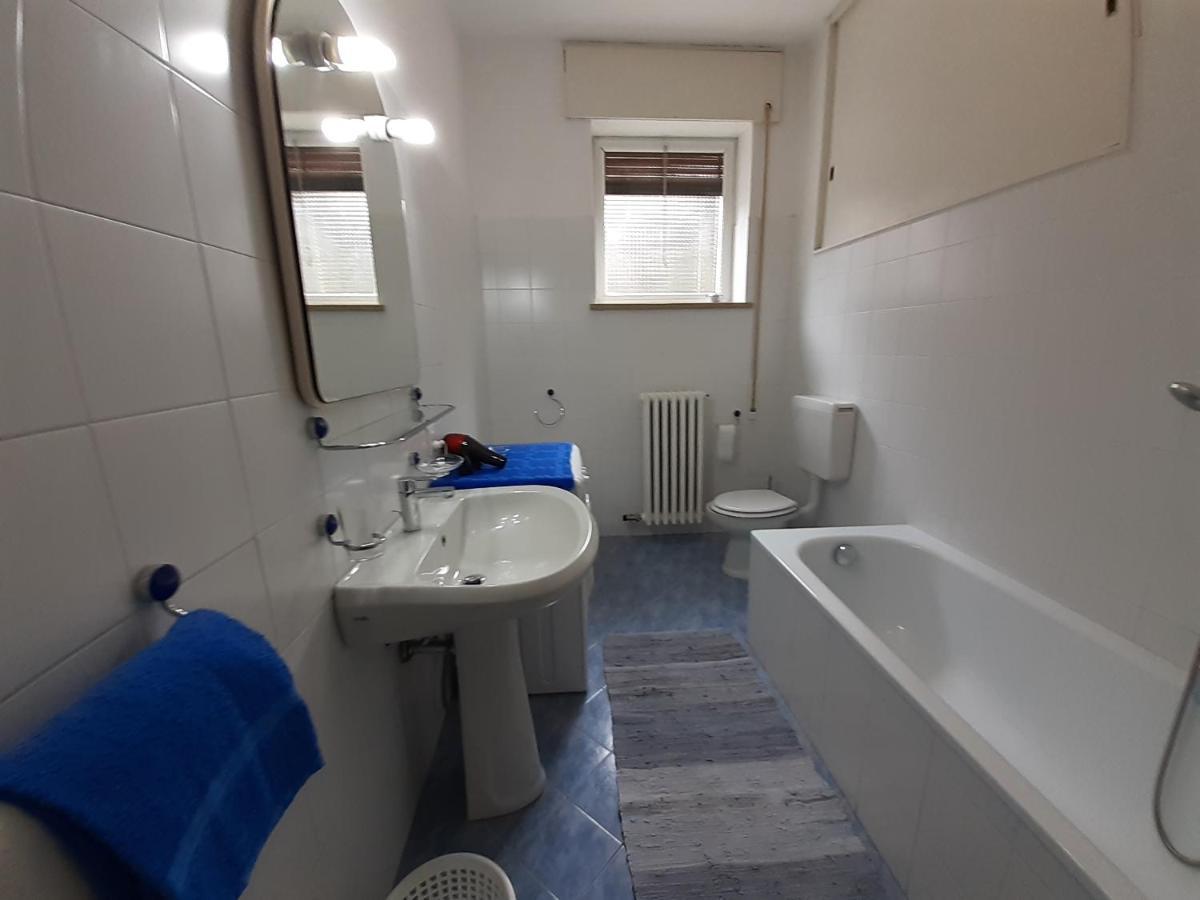 מאלצ'סינה Saglia Apartments מראה חיצוני תמונה