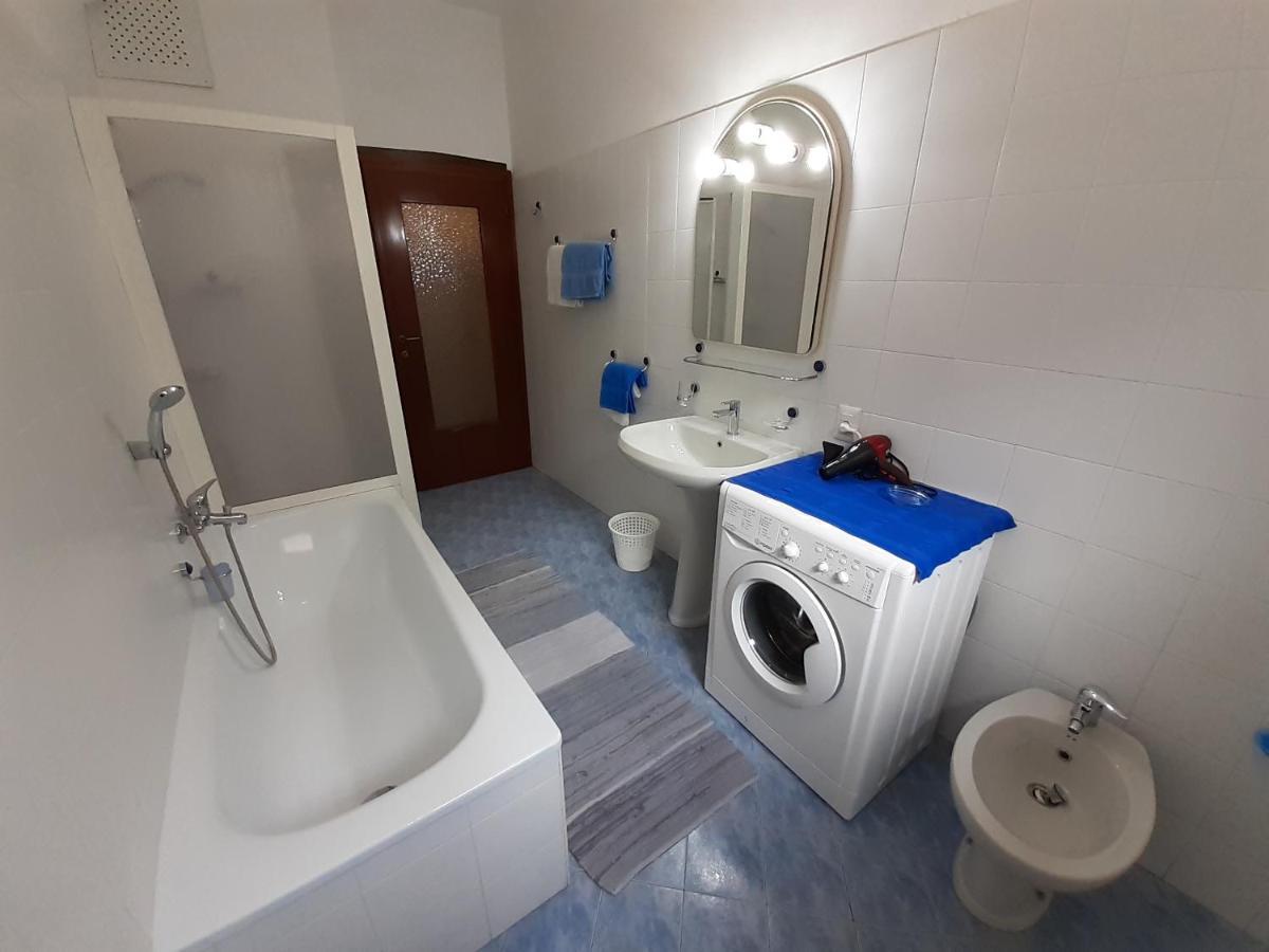 מאלצ'סינה Saglia Apartments מראה חיצוני תמונה