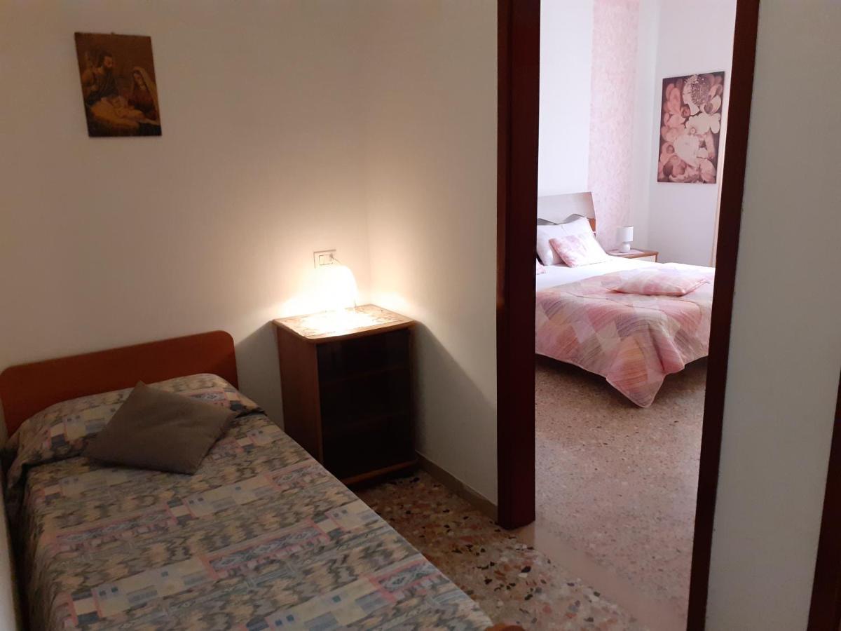 מאלצ'סינה Saglia Apartments מראה חיצוני תמונה