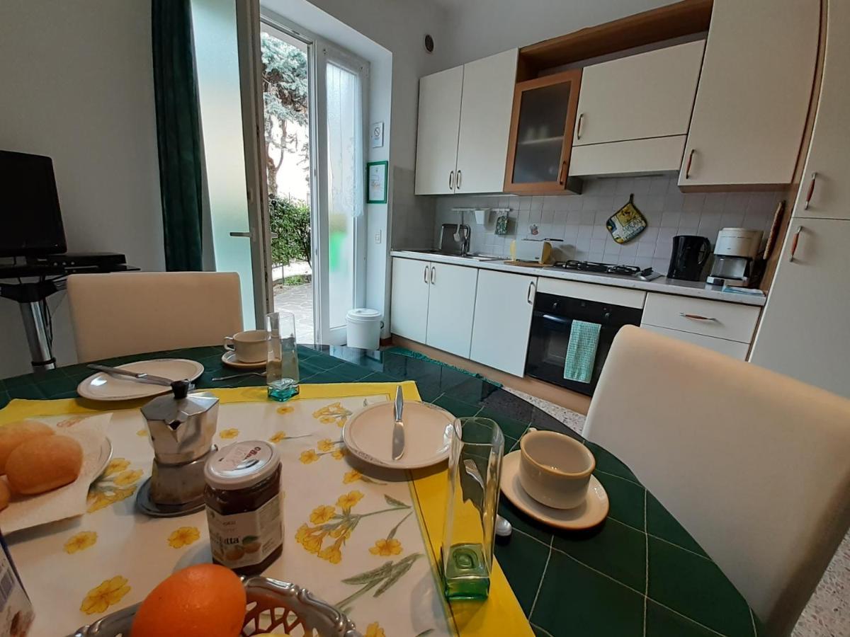 מאלצ'סינה Saglia Apartments מראה חיצוני תמונה