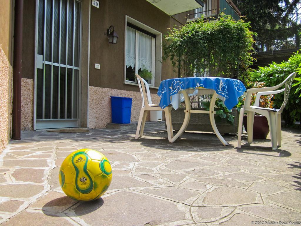 מאלצ'סינה Saglia Apartments מראה חיצוני תמונה