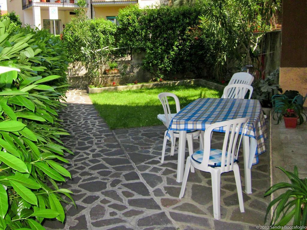 מאלצ'סינה Saglia Apartments מראה חיצוני תמונה